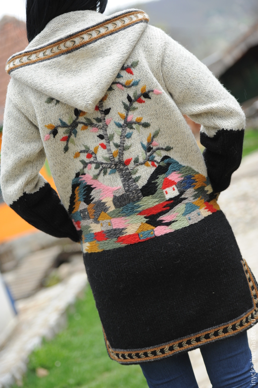 Вышивка на вязаной одежде — Алексапольская компьютерная вышивка