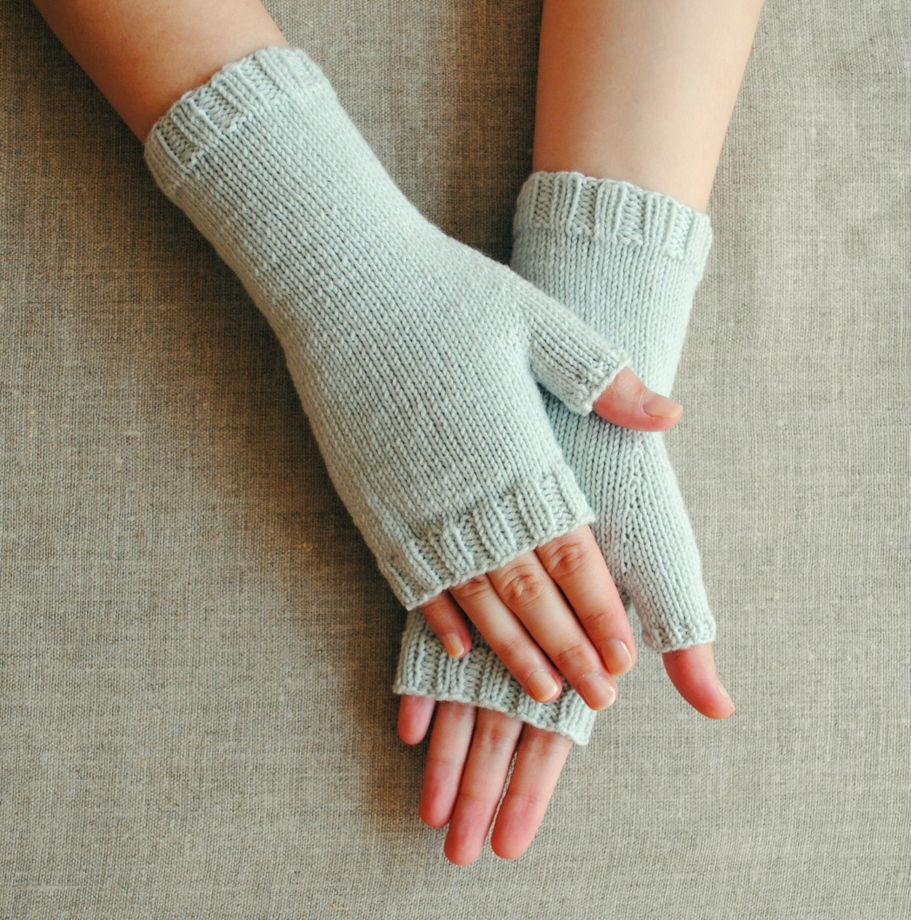вязаные митенки перчатки без пальцев
